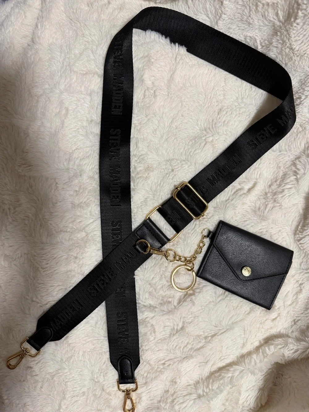 NWOT! Steve Madden Black Logo Crossbody Strap with Gold Hardware and Cardholder